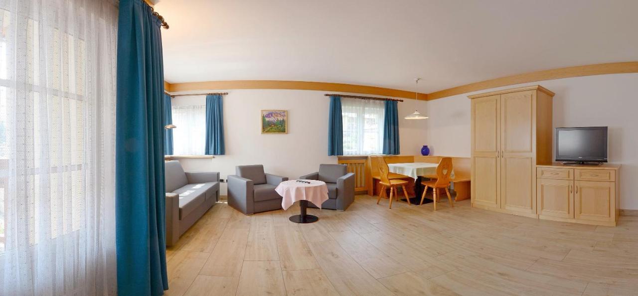 Casa Roder By Garni Snaltnerhof Appartement Urtijëi Buitenkant foto